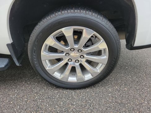 Used 2022 Chevrolet Silverado 1500 High Country image 8