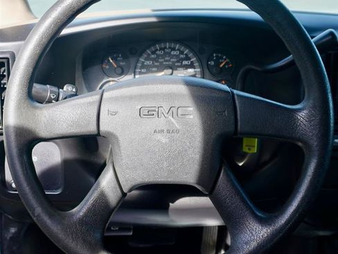 Used 2003 GMC Savana 1500 RWD image 12