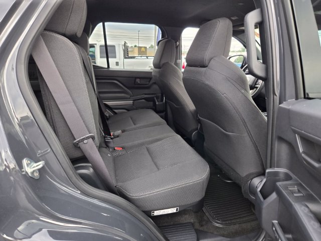 Used 2025 Toyota 4Runner SR5 AWD/4WD image 16