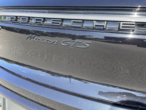 Used 2022 Porsche Macan GTS AWD/4WD image 40