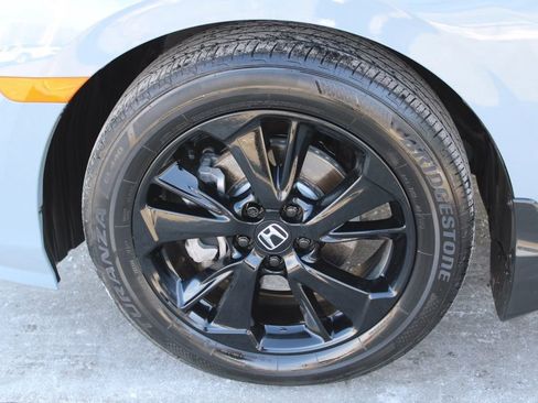 Used 2023 Honda Odyssey Sport image 12