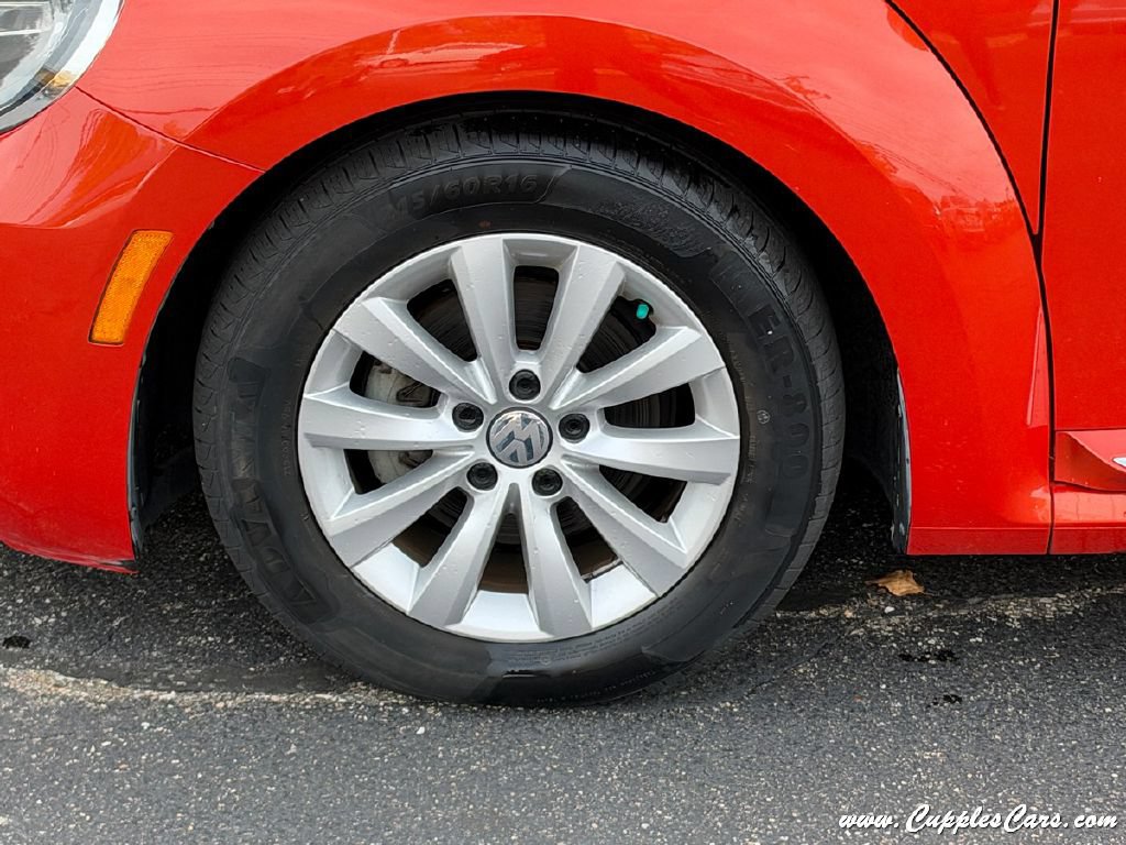 Used 2019 Volkswagen Beetle 2.0T S FWD image 39