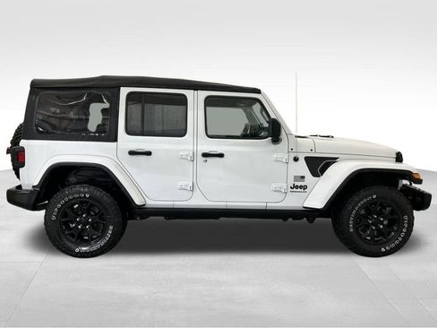 Used 2023 Jeep Wrangler Unlimited Sport AWD/4WD image 7
