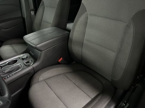 Certified 2023 Chevrolet Traverse LT image 52