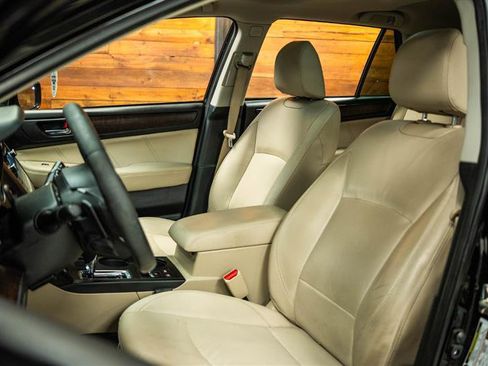 Used 2019 Subaru Outback 2.5i Limited w/ Popular Package #2 image 10