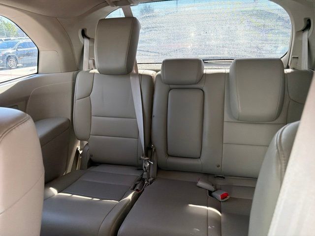 Used 2016 Honda Odyssey Touring Elite image 10