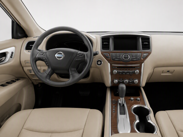 Used 2019 Nissan Pathfinder Platinum FWD image 22