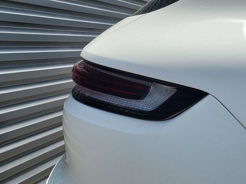 New 2025 Porsche Cayenne image 16