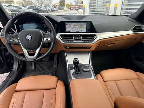 Used 2022 BMW 330i xDrive 330i xDrive w/ Premium Package 2 image 11