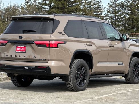 New 2026 Toyota Sequoia Platinum AWD/4WD image 5