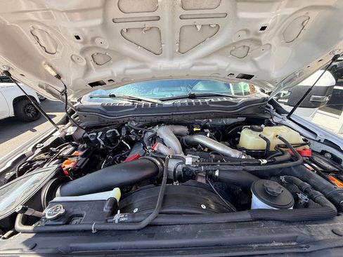 Used 2021 Ford F250 Lariat w/ Lariat Value Package AWD/4WD image 40