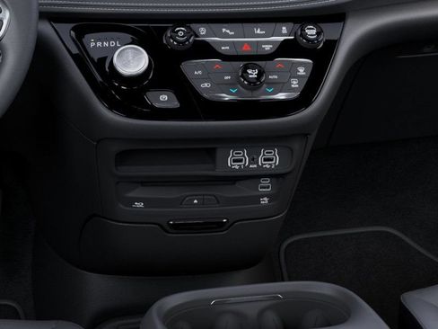 New 2025 Chrysler Pacifica Select w/ Uconnect Theater Family Group FWD image 25