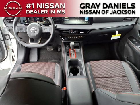 Certified 2025 Nissan Kicks SR AWD/4WD image 16