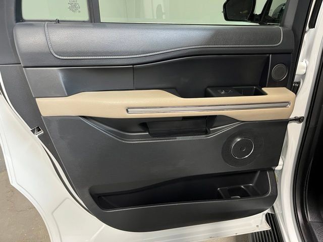 Used 2024 Ford Expedition Max Limited RWD image 18