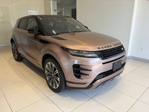 Used 2025 Land Rover Range Rover Evoque Dynamic SE AWD/4WD image 7
