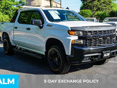 Used 2021 Chevrolet Silverado 1500 Custom Trail Boss AWD/4WD image 4