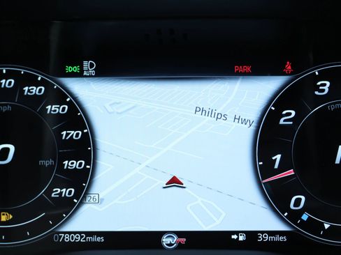 Used 2021 Jaguar F-PACE SVR image 25