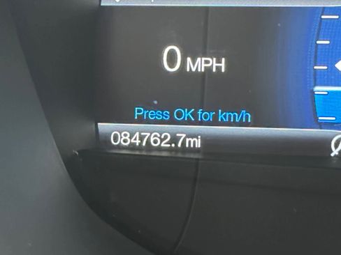 Used 2018 Ford Fusion SE w/ Fusion SE Technology Package FWD image 20