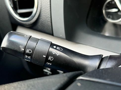 Used 2017 Toyota Tundra SR5 image 31