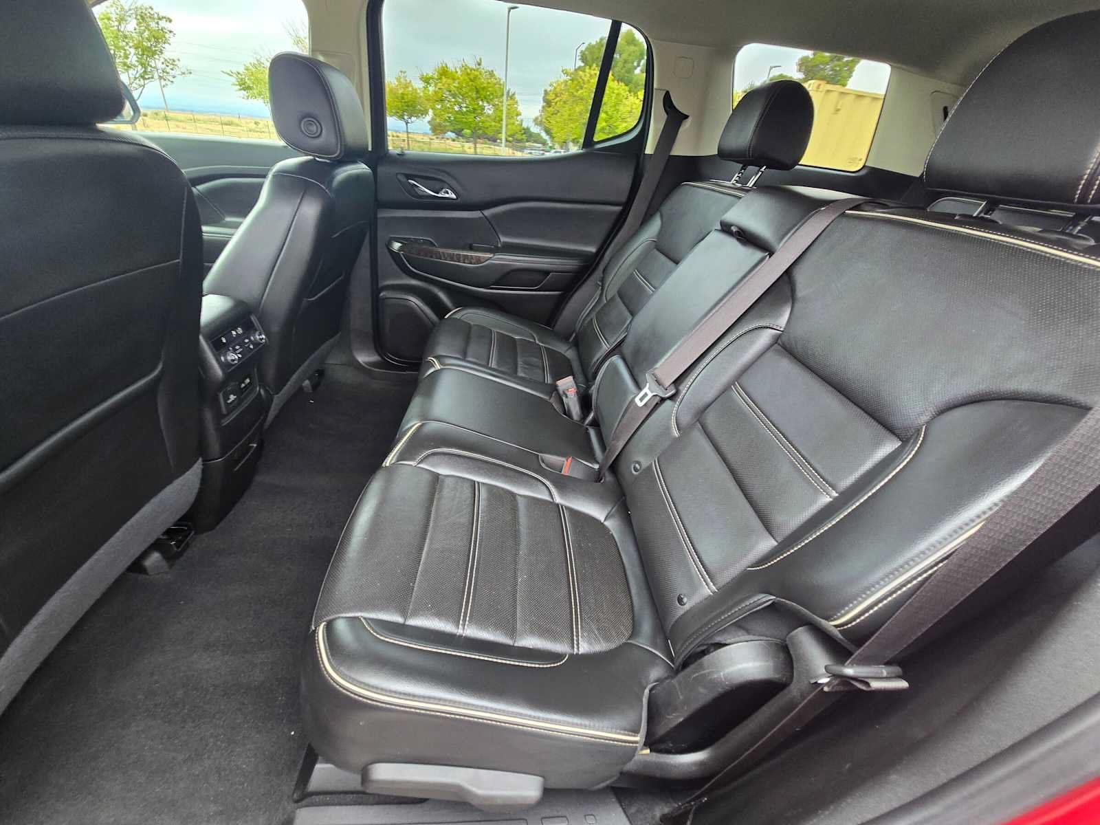 Used 2023 GMC Acadia Denali FWD image 18