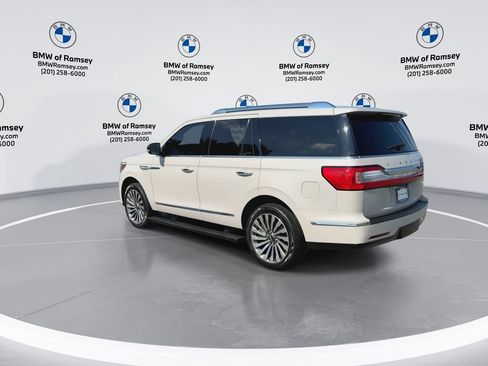Used 2019 Lincoln Navigator Reserve AWD/4WD image 6