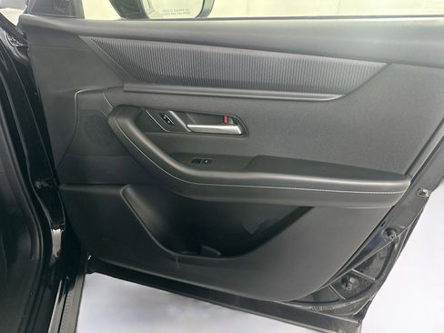 Used 2025 MAZDA CX-90 3.3 Turbo w/ Select Package image 33