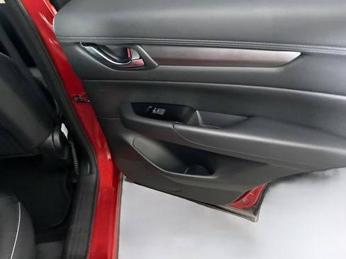 Used 2025 MAZDA CX-5 AWD 2.5 S w/ Select Package image 28