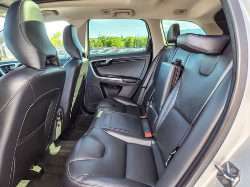 Used 2015 Volvo XC60 T6 Platinum AWD/4WD image 8