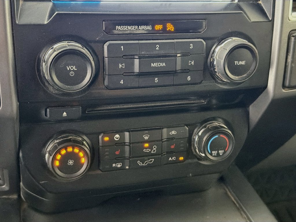 Used 2016 Ford F150 XLT w/ Equipment Group 302A Luxury AWD/4WD image 18