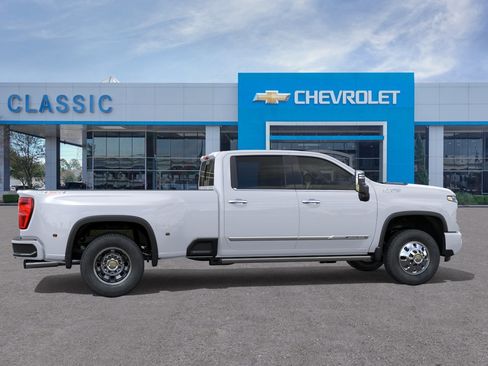 New 2026 Chevrolet Silverado 3500 High Country w/ High Country Premium Package image 5
