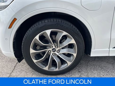 Certified 2021 Lincoln Aviator Grand Touring w/ Equipment Group 302A AWD/4WD image 29