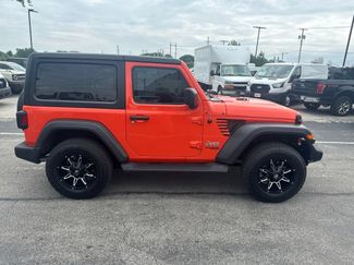 Used 2018 Jeep Wrangler Sport AWD/4WD video 2
