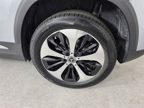 Certified 2025 Mercedes-Benz GLA 250 image 16