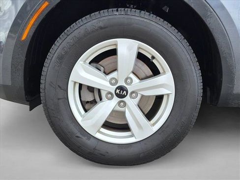 Used 2021 Kia Sorento LX AWD/4WD image 24
