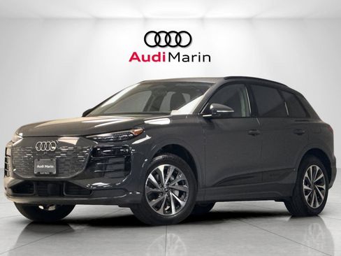 New 2025 Audi Q6 e-tron Premium Plus image 1