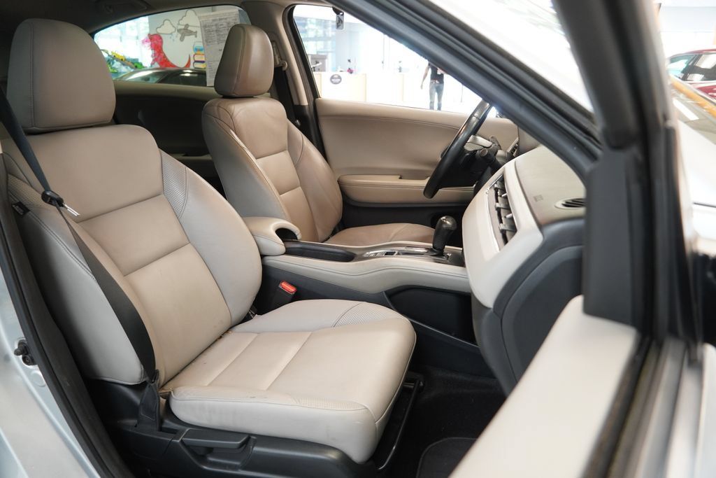 Used 2016 Honda HR-V EX-L image 34