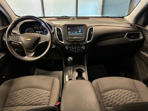 Used 2018 Chevrolet Equinox LT AWD/4WD image 9