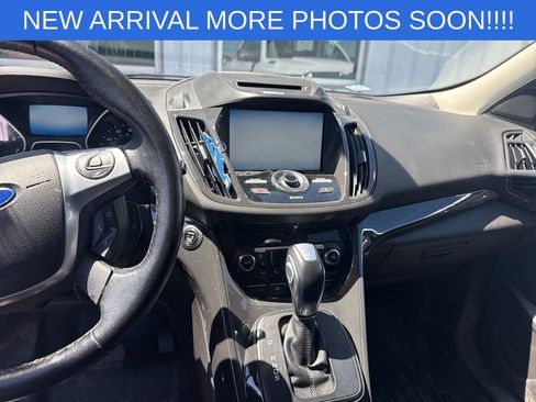 Used 2014 Ford Escape Titanium w/ Equipment Group 401A AWD/4WD image 12