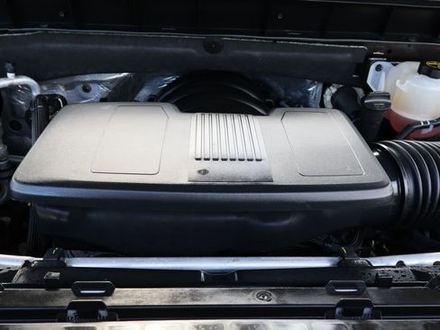 Used 2025 Chevrolet Silverado 1500 LT image 26