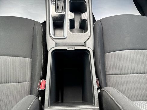 Used 2024 Nissan Sentra SV FWD image 31