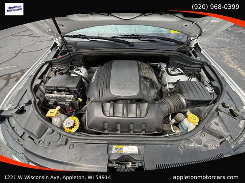 Used 2018 Jeep Grand Cherokee Overland AWD/4WD image 39
