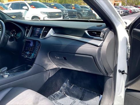 Used 2021 INFINITI QX50 Luxe w/ Appearance Package FWD image 27