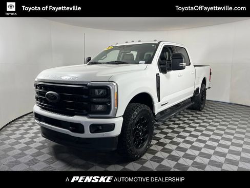 Used 2023 Ford F250 Lariat w/ Lariat Ultimate Package AWD/4WD image 1