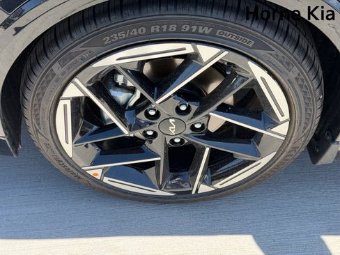 New 2026 Kia K4 GT-Line FWD image 8