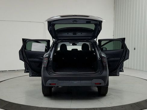 New 2026 Nissan Kicks SV image 14