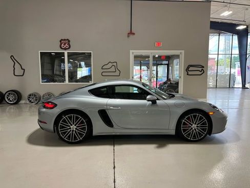 Used 2021 Porsche 718 Cayman S RWD image 48