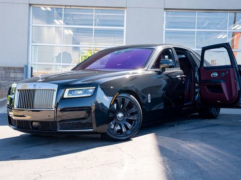 Used 2021 Rolls-Royce Ghost AWD/4WD image 2