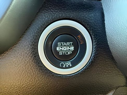 Used 2020 RAM 2500 Big Horn w/ Level 1 Equipment Group image 21