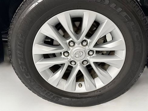 Certified 2023 Lexus GX 460 Premium w/ Premium Plus Package AWD/4WD image 33