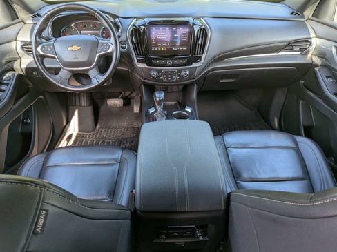 Used 2022 Chevrolet Traverse LT AWD/4WD image 15